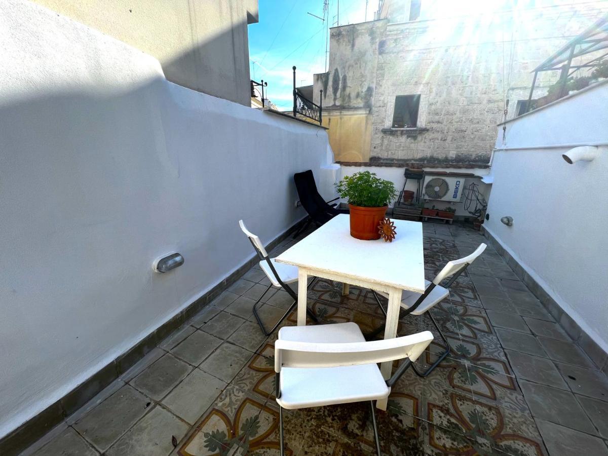 Palazzo Barone,Nel Cuore Del Borgo Antico. Apartamento Bari Exterior foto